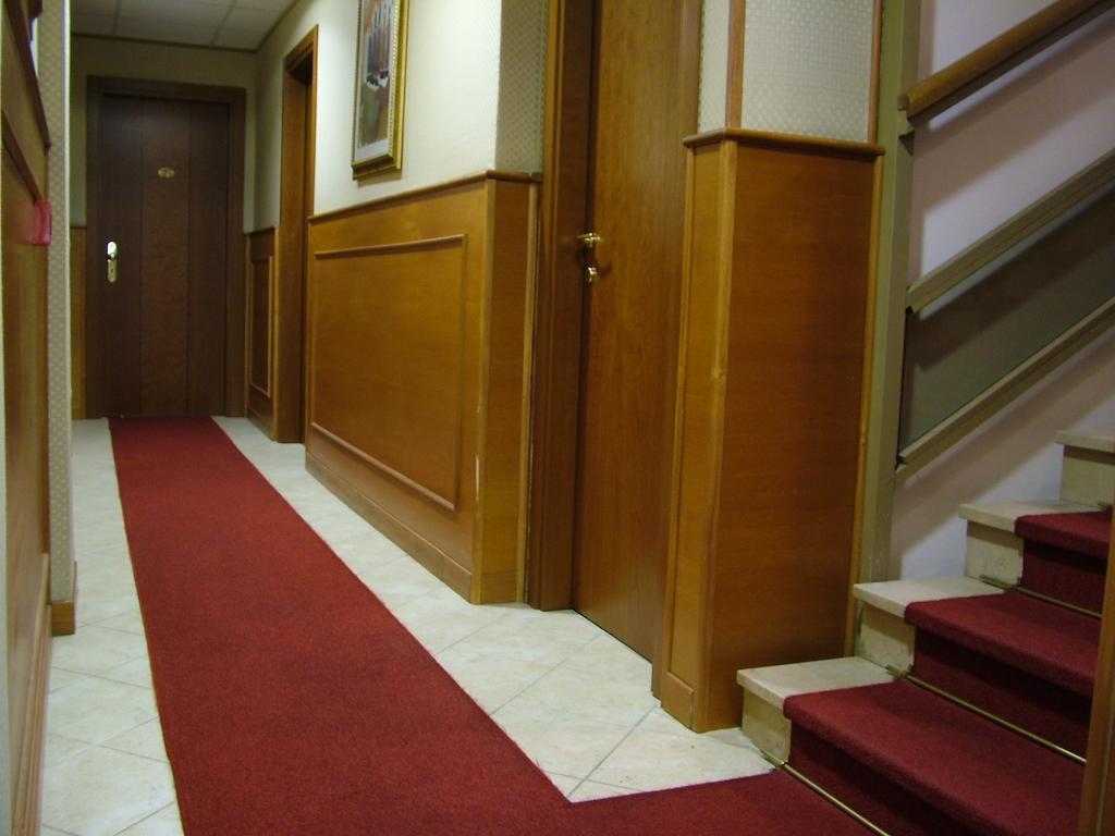 Hotel Shasa Rom Exterior foto